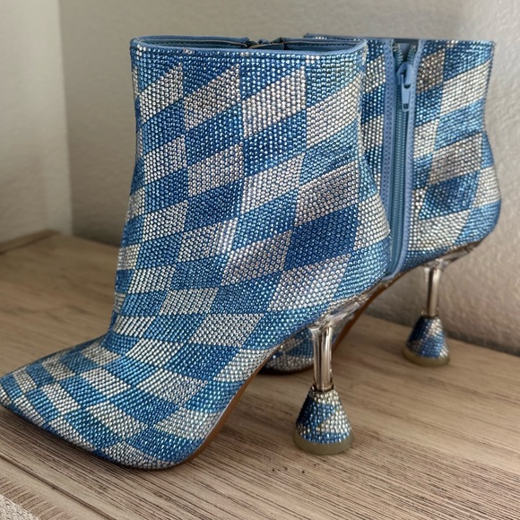 Giani Bini Elegant Blue and White Heeled Boots. Size 7 - Picture 4 of 11
